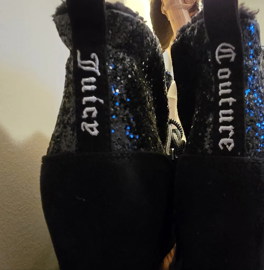 JUICY COUTURE Glitter Sparkle Black Ankle Booties Size 9 Medium